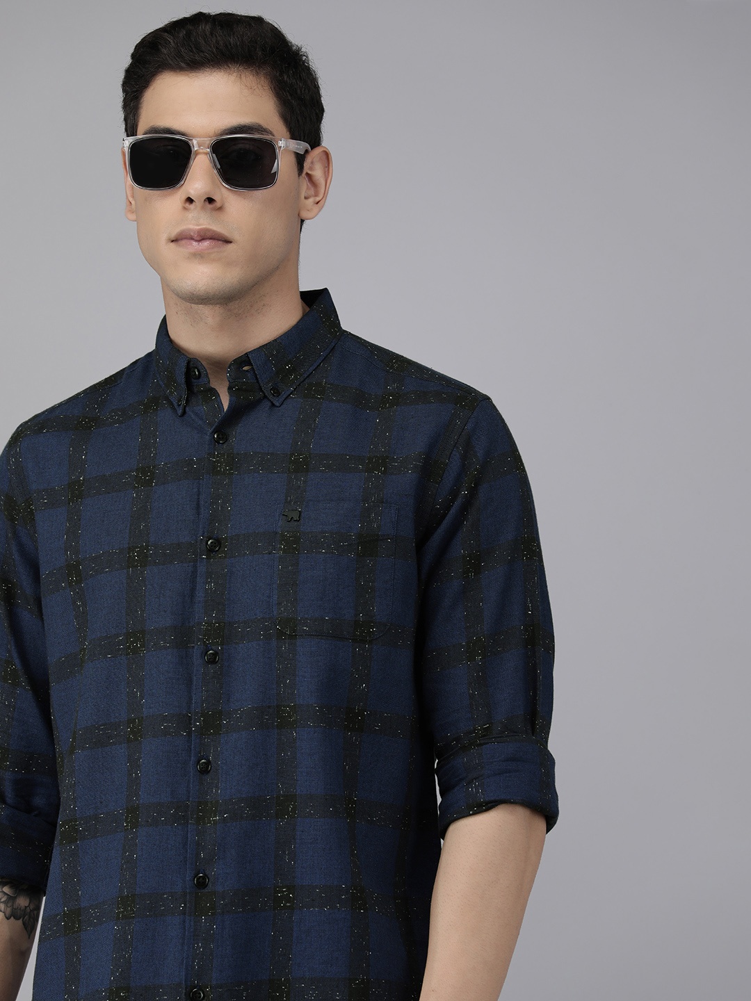 

THE BEAR HOUSE Men Blue Pure Cotton Slim Fit Checked Casual Shirt