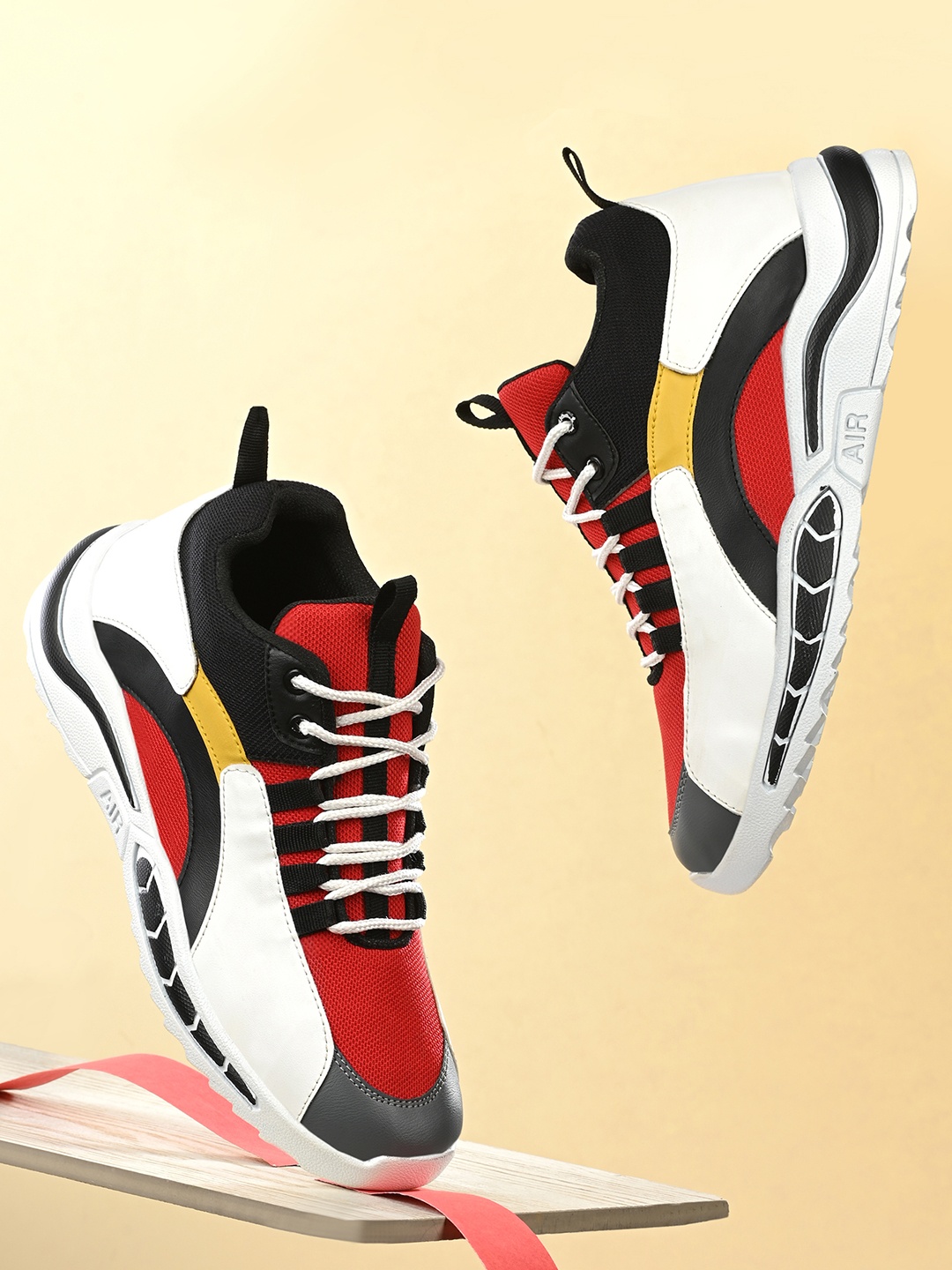 

Roadster Men White Colourblocked Sneakers