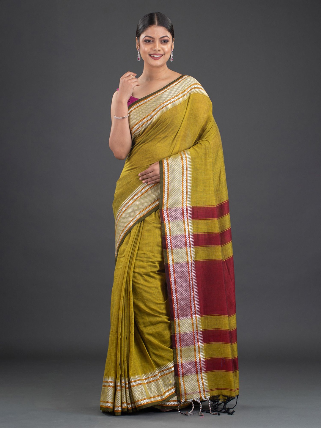 

Arhi Mustard & Maroon Pure Cotton Saree