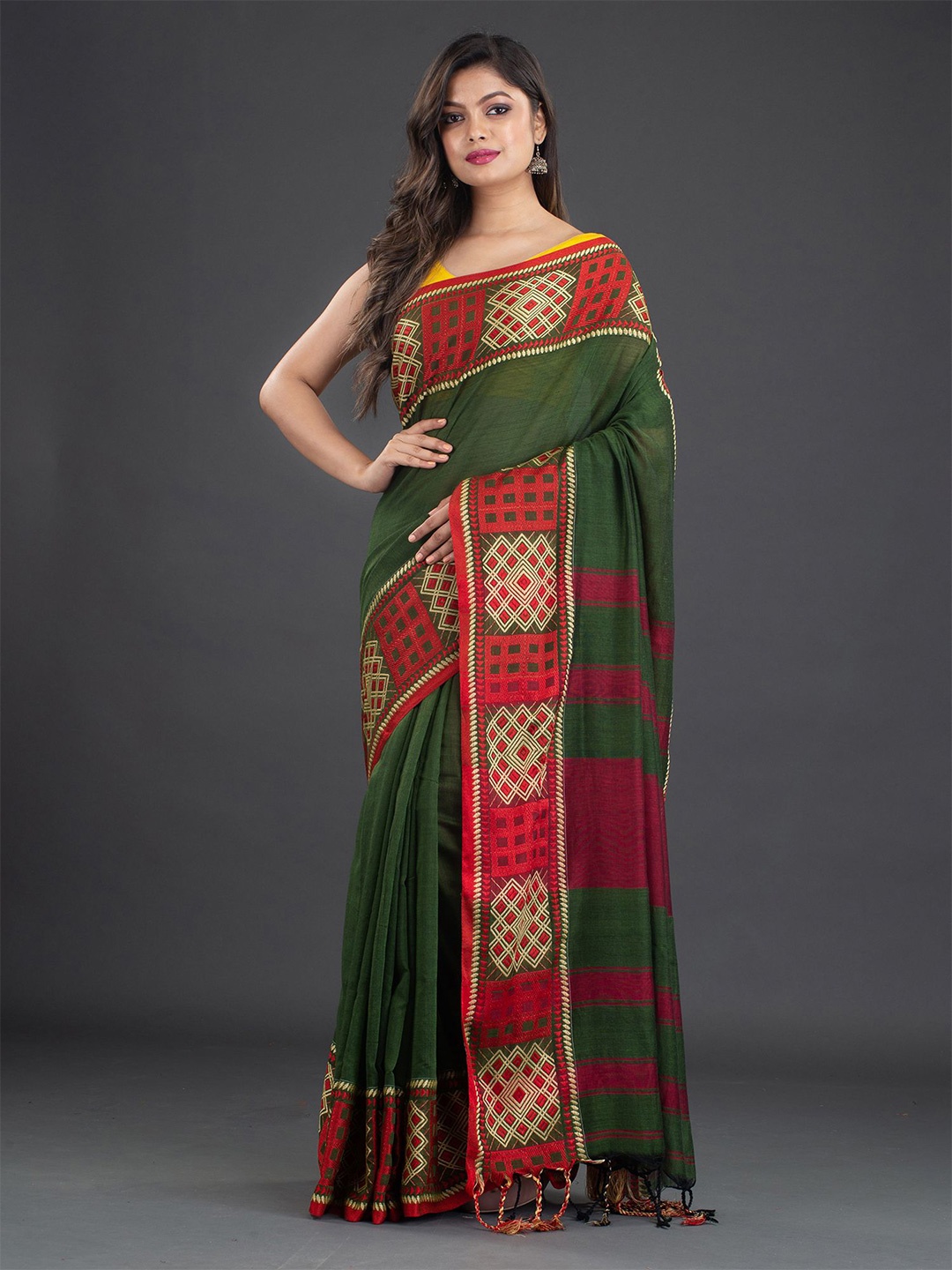 

Arhi Green & Red Woven Design Pure Cotton Saree