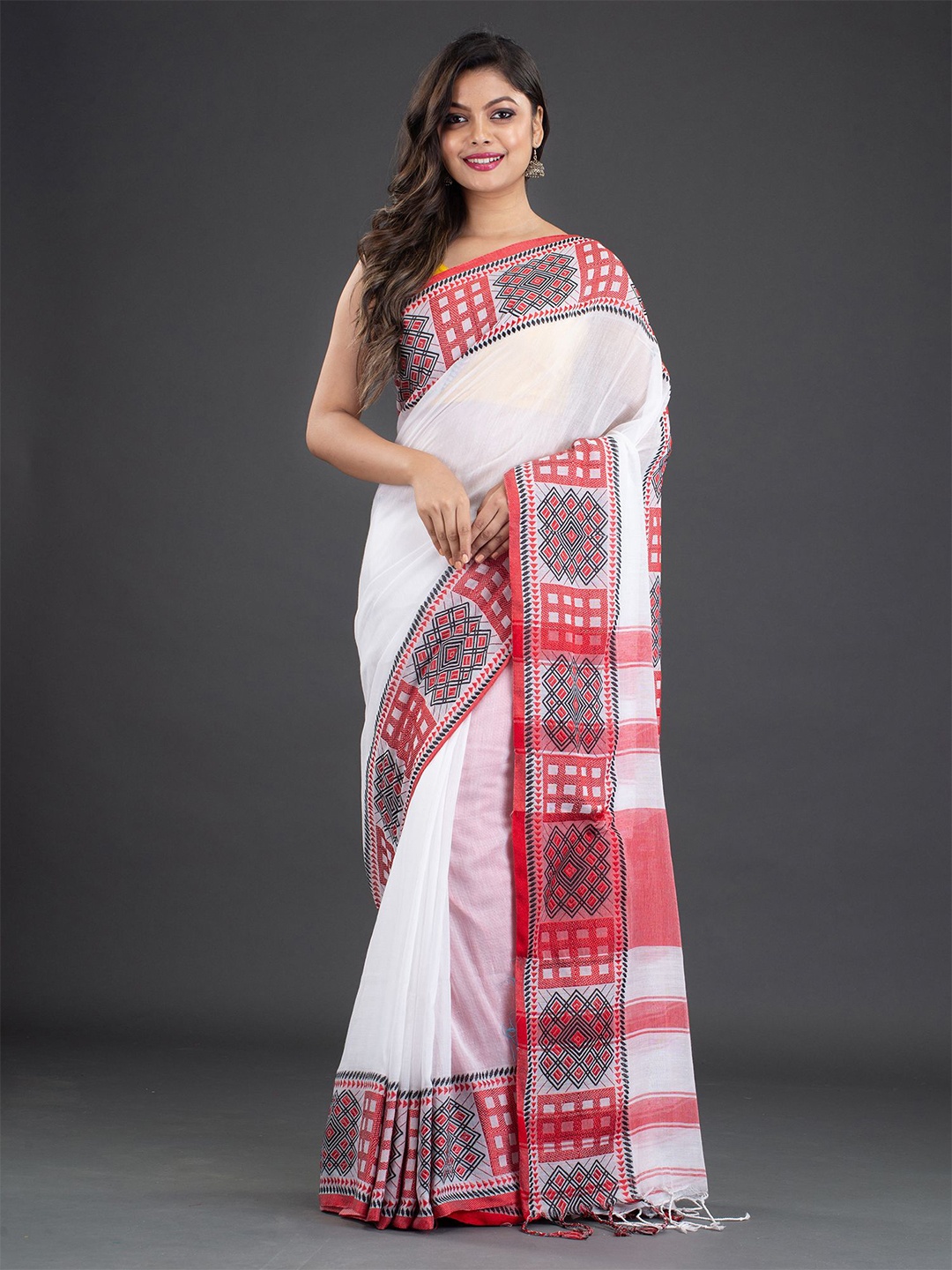 

Arhi White & Red Pure Cotton Saree
