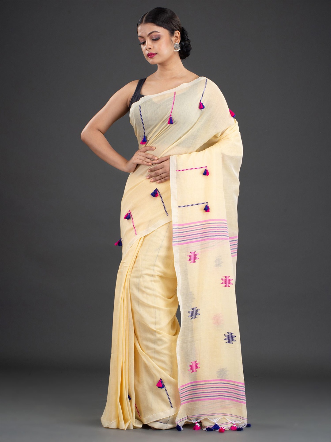 

Arhi Cream-Coloured & Pink Woven Design Pure Cotton Saree