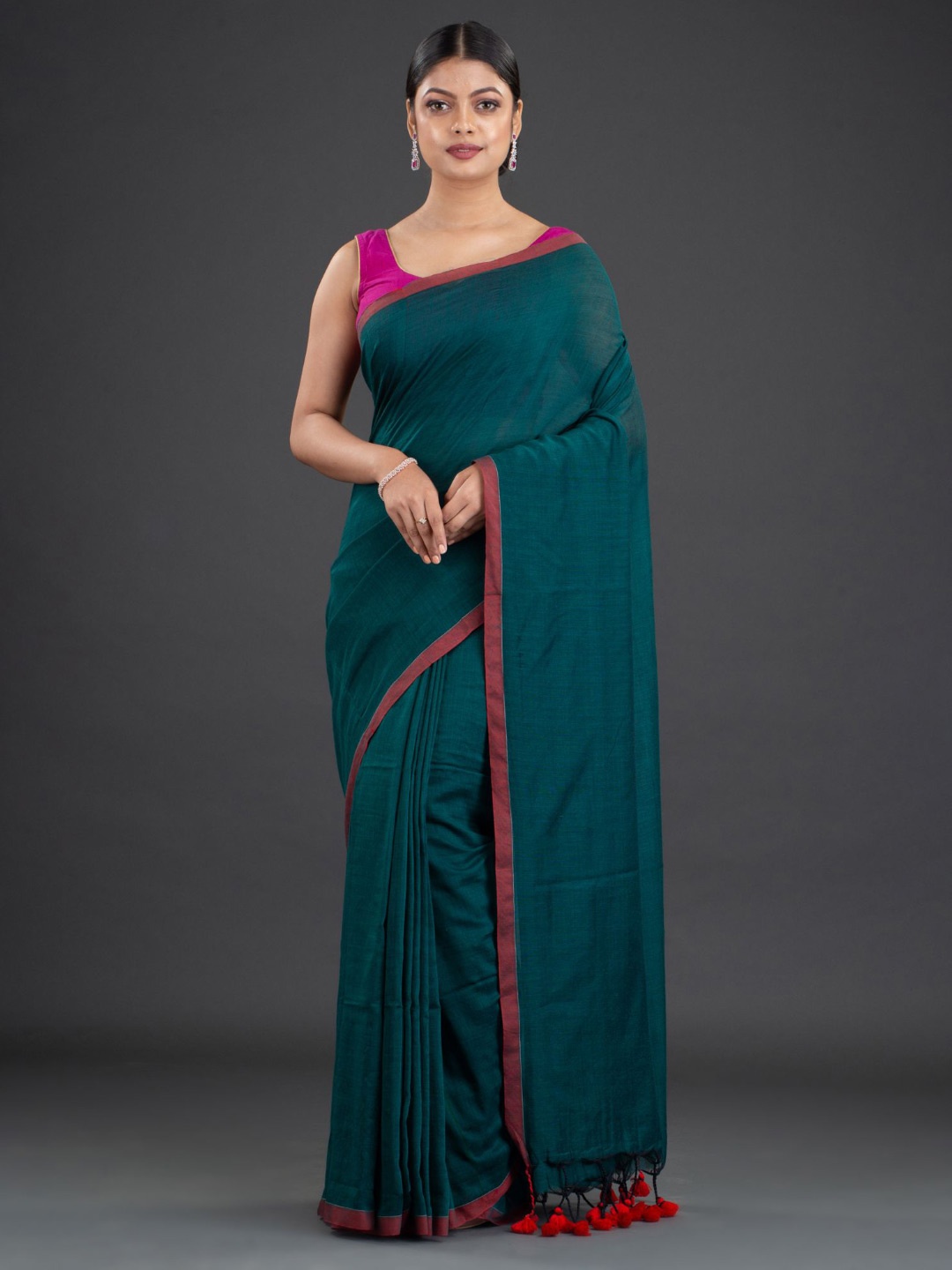 

Arhi Green & Red Pure Cotton Saree