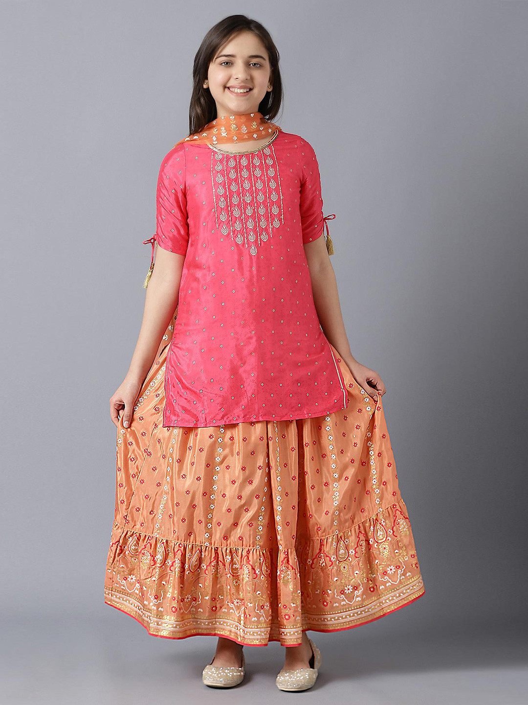 

AURELIA Girls Pink Ethnic Motifs Embroidered Thread Work Kurta with Skirt & Dupatta