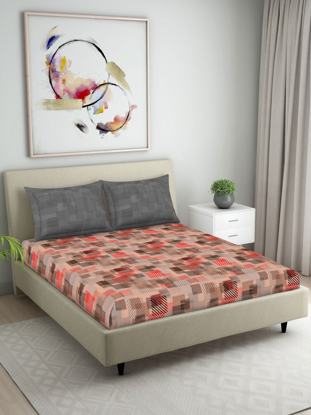 

Welspun Coral Red & Grey Geometric 104 TC Pure Cotton Queen Bedsheet with 2 Pillow Covers