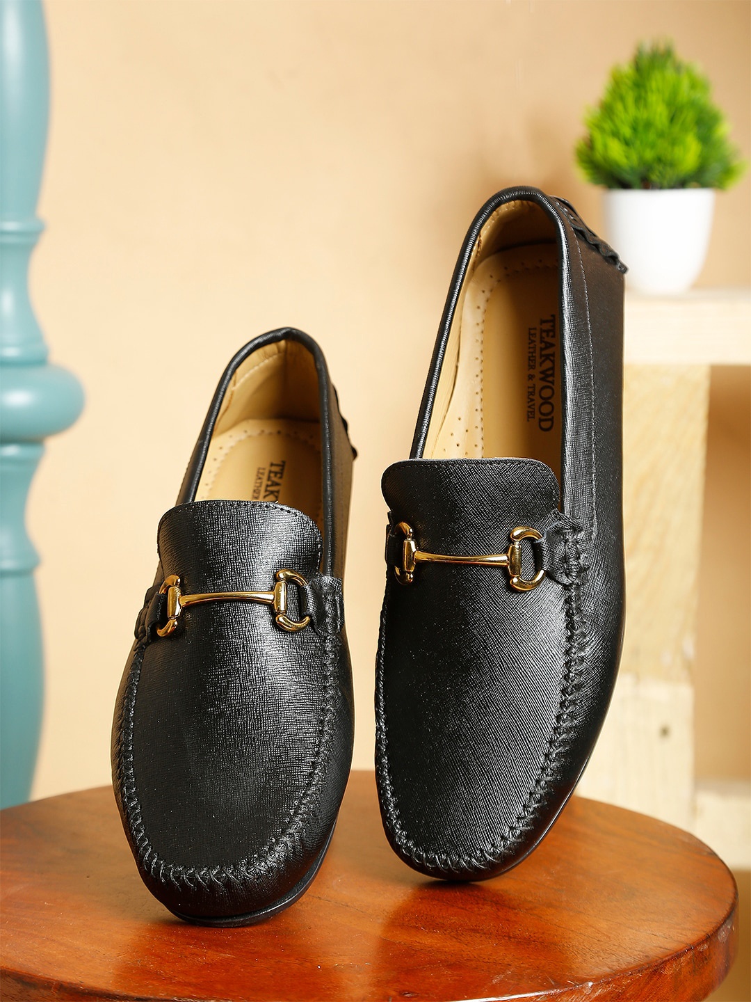 

Teakwood Leathers Men Black Solid Leather Formal Loafers
