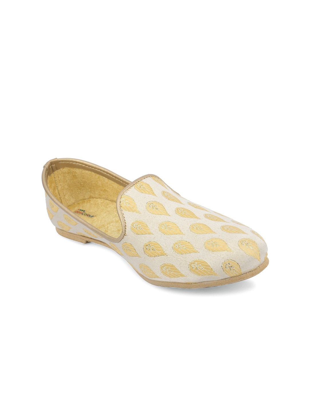 

DESI COLOUR Men Gold-Toned & Off White Ethnic Printed Loafers
