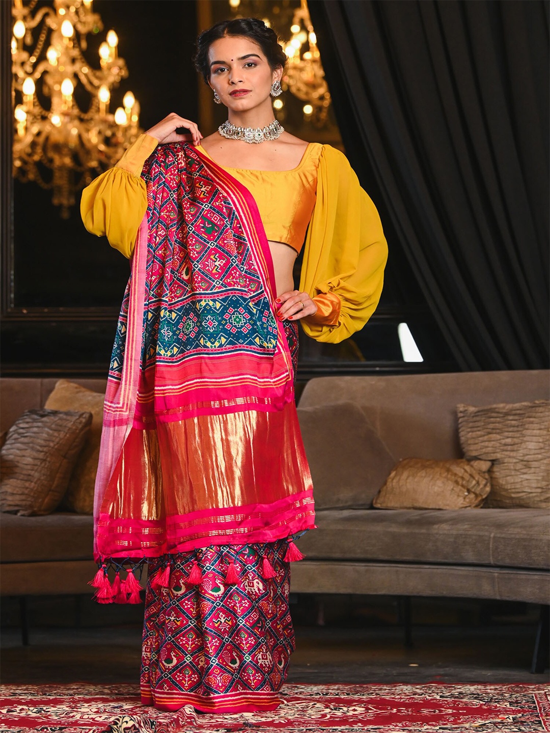 

BEATITUDE Pink & Blue Ethnic Motifs Silk Blend Saree
