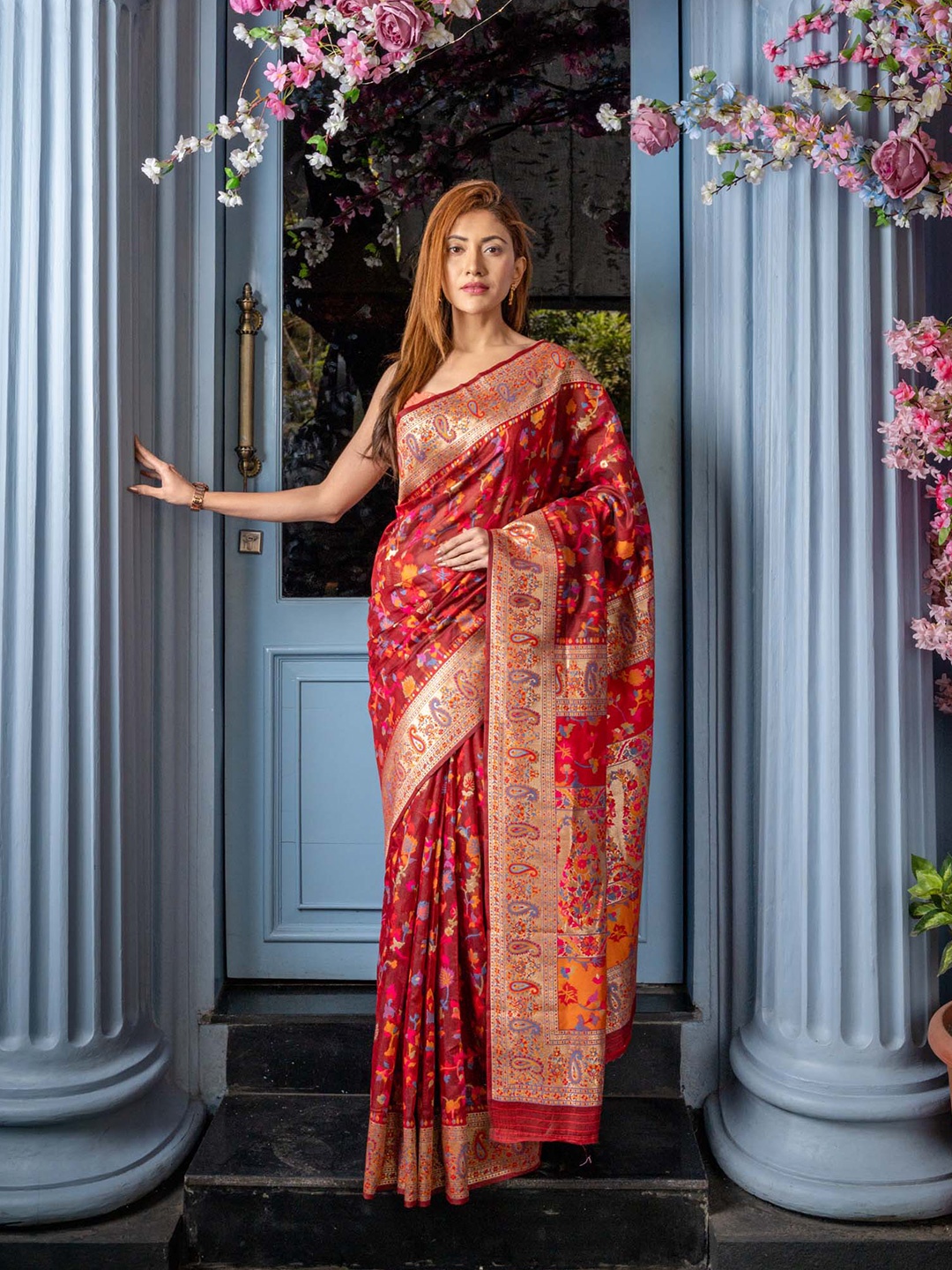 

BEATITUDE Maroon Woven Design Zari Silk Blend Saree