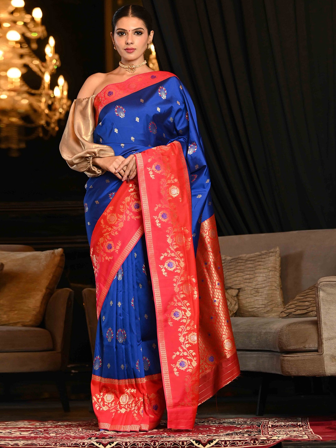 

BEATITUDE Blue & Red Woven Design Zari Silk Blend Paithani Saree