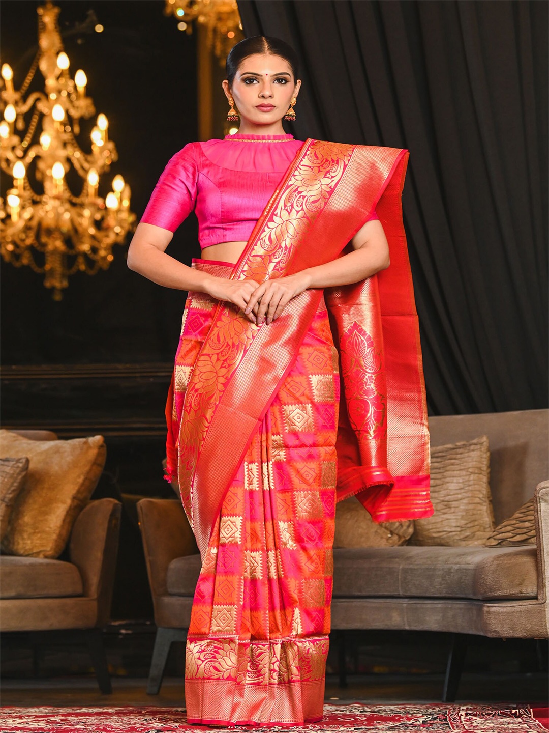 

BEATITUDE Pink & Gold-Toned Ethnic Motifs Zari Silk Blend Banarasi Saree