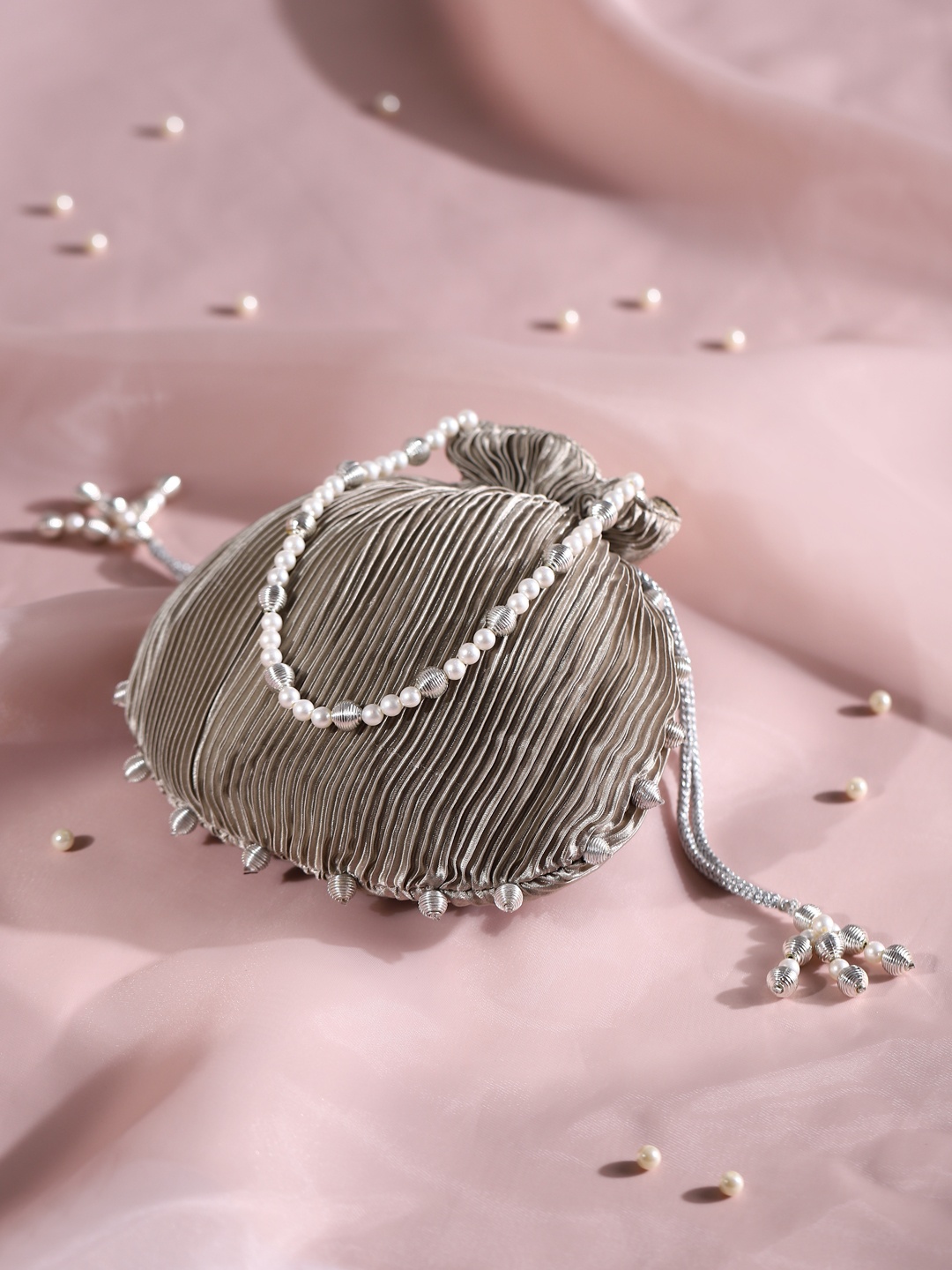 

DEEBACO Women Gunmetal-Toned Pleated Potli Bag, Metallic