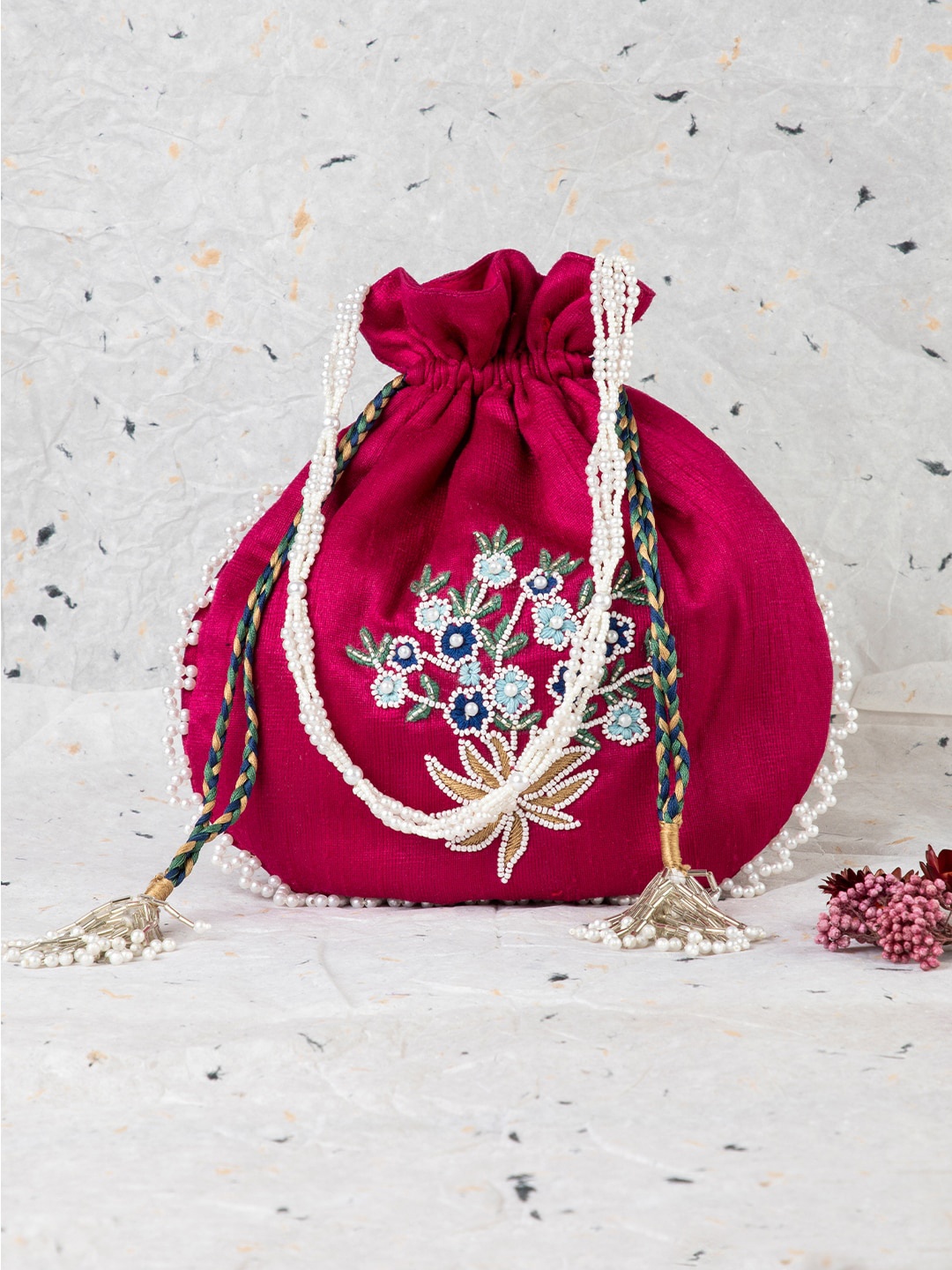

DEEBACO Women Pink Embroidered Potli Bag