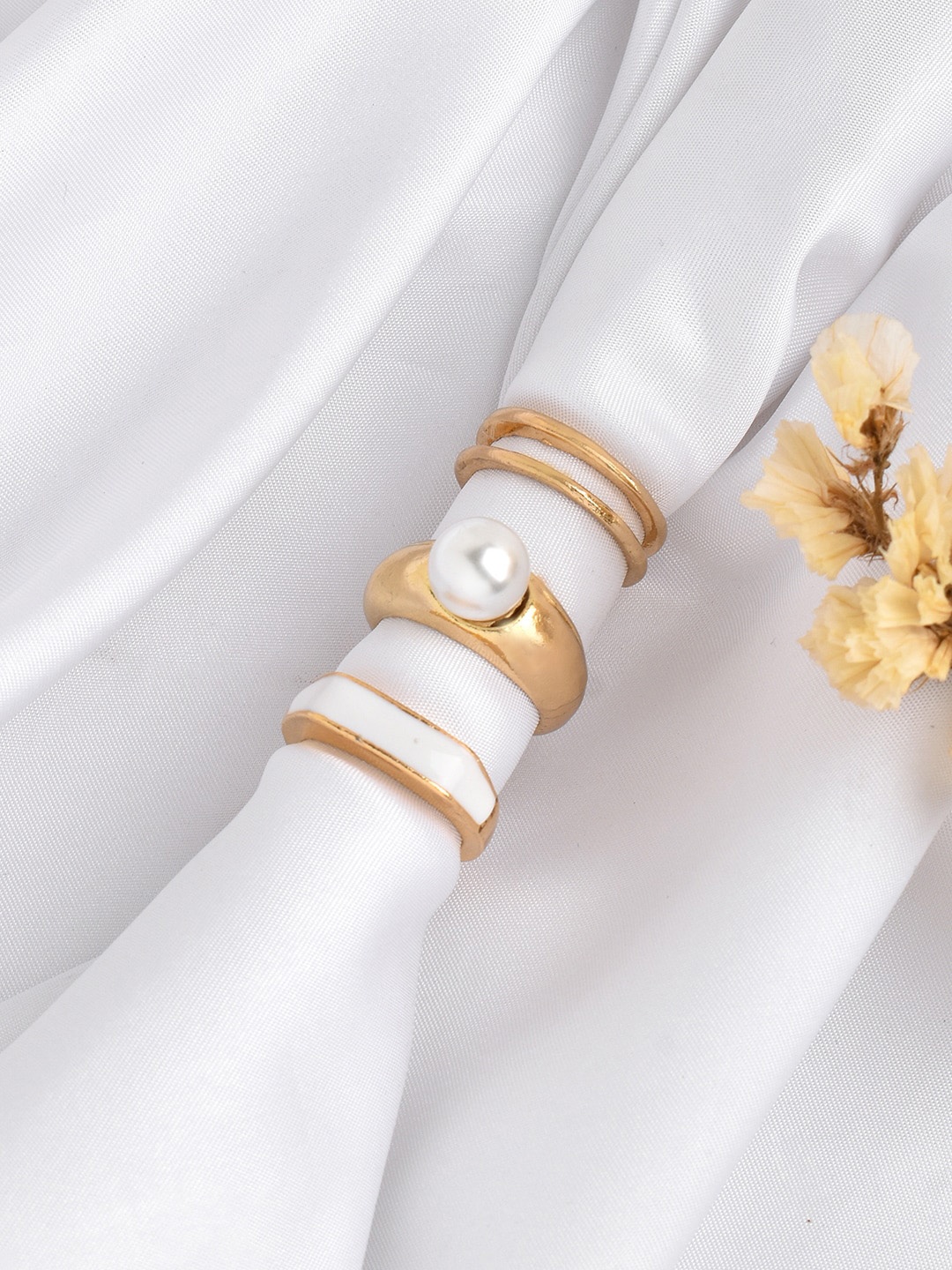 

JOKER & WITCH Set of 3 Gold Plated & White Finger Rings