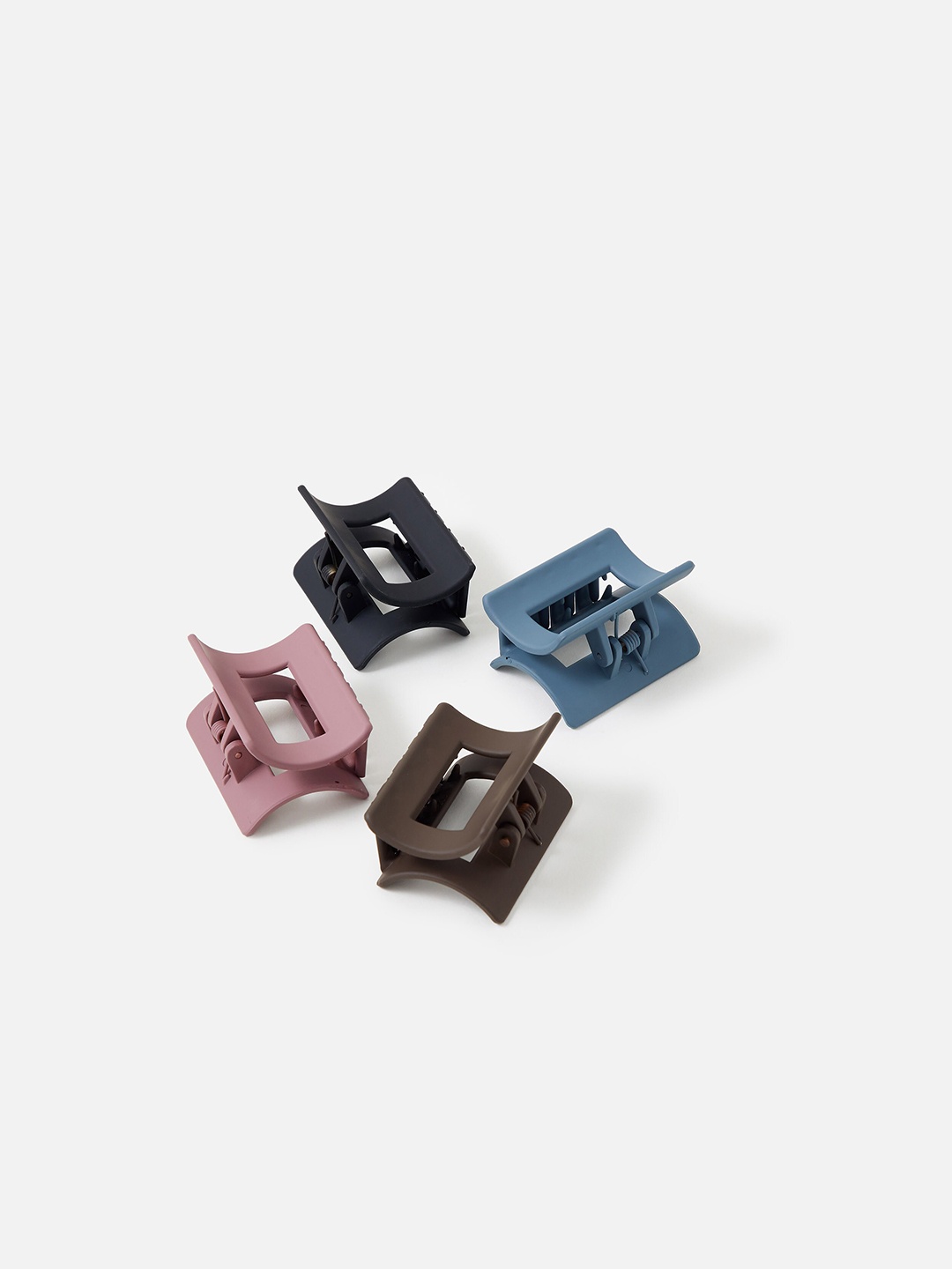 

Accessorize London Pack of 4 Square Matte Claw clips, Blue