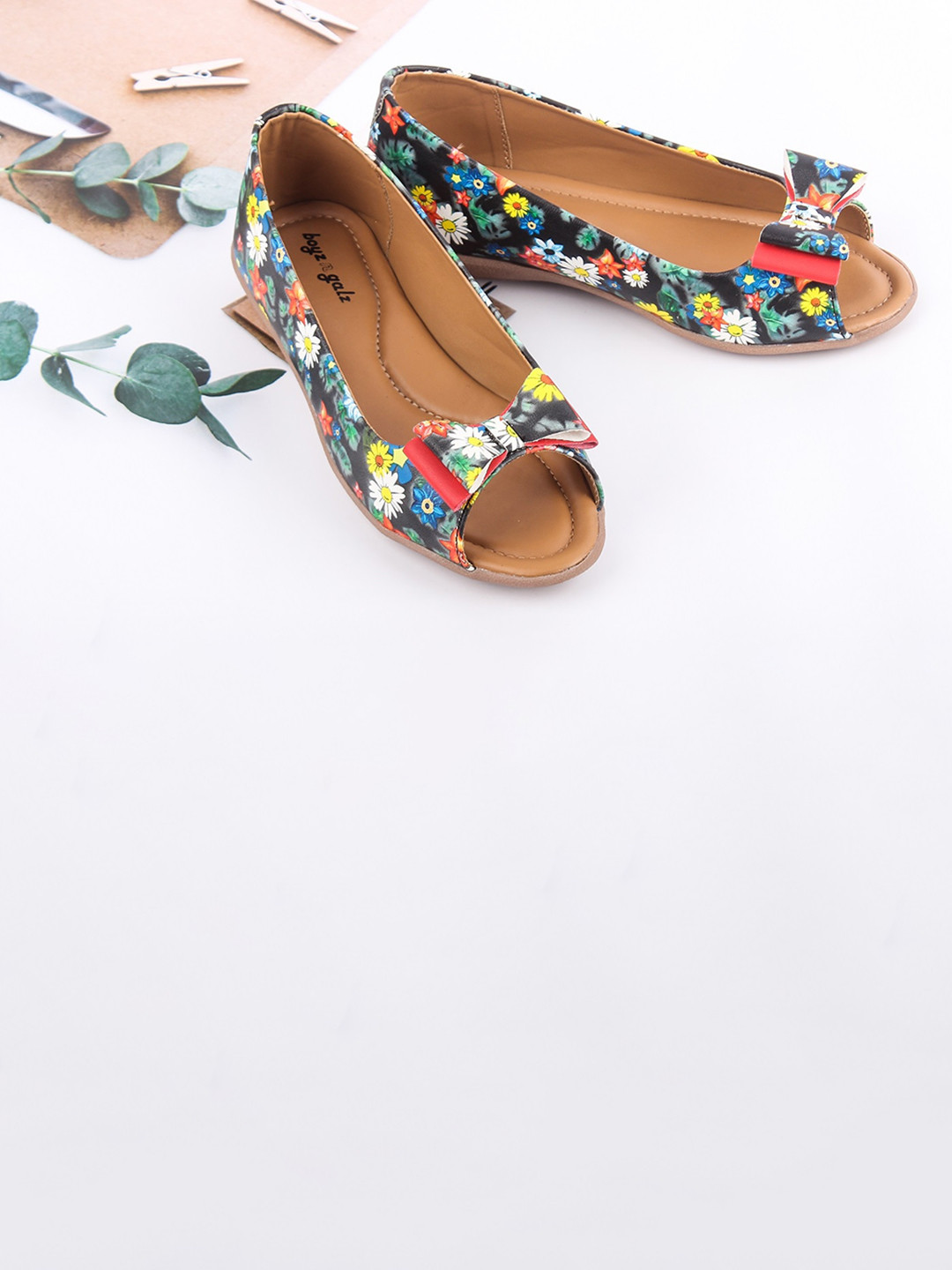 

BOYZ N GALZ Girls Black & White Printed PU Ballerinas with Bows Flats