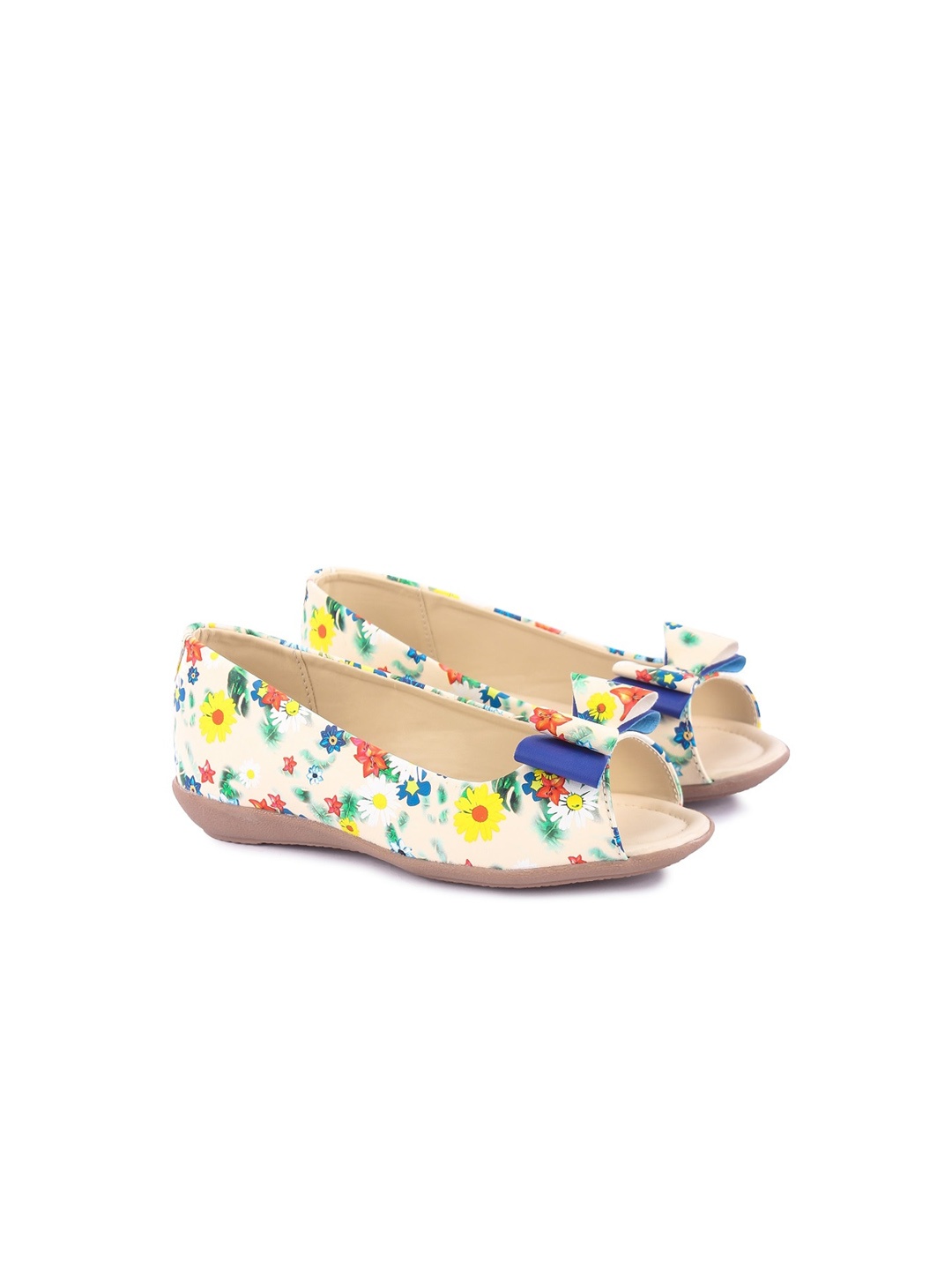 

BOYZ N GALZ Girls White Printed Ballerinas with Bows Flats