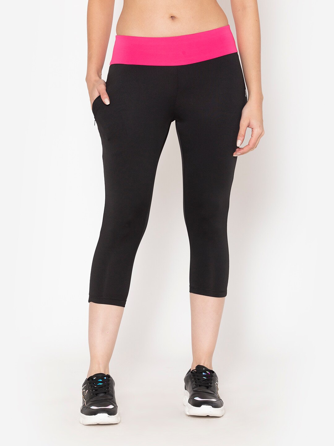 

BODYACTIVE Women Black High Waist Tummy Control Yoga Capris with Pockets