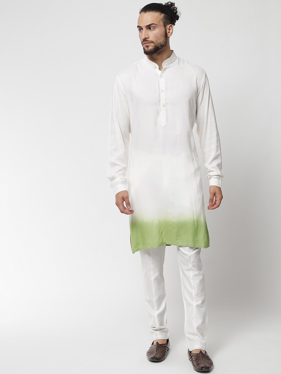 

MAXENCE Men Off White Ombre Pure Cotton Kurta with Trousers