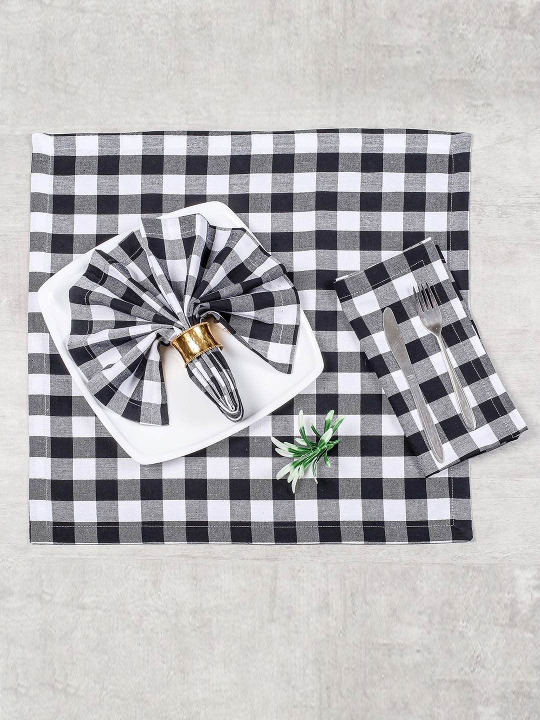 

SHADES of LIFE Pack Of 6 Black & White Checked Napkin Set