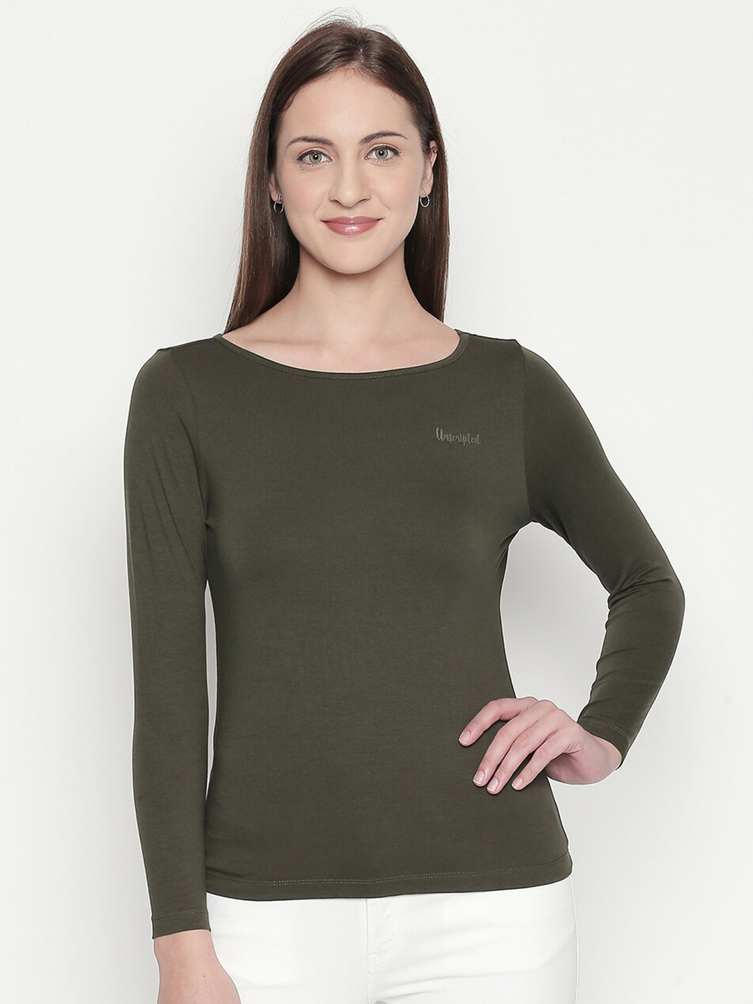 

SPYKAR Women Green Solid Slim Fit T-shirt