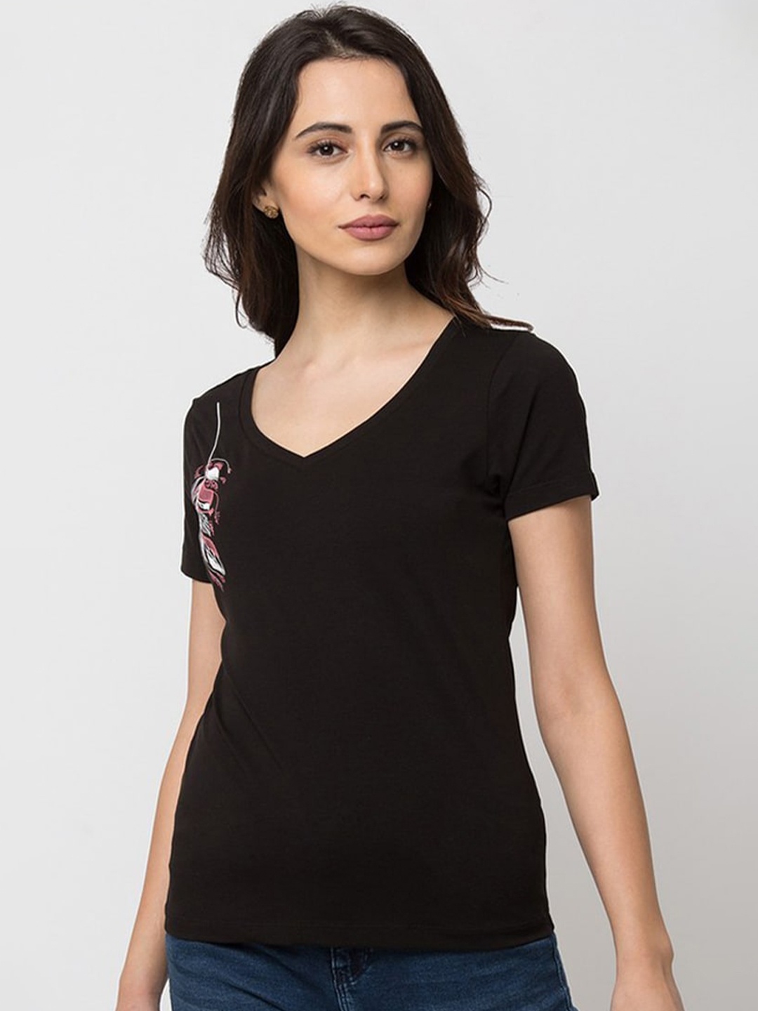 

SPYKAR Women Black Printed V-Neck T-shirt