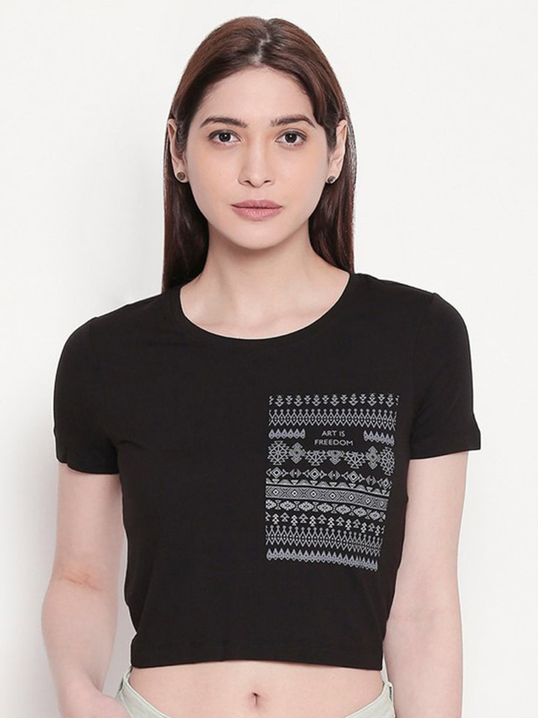 

SPYKAR Women Black & White Tribal Printed T-shirt
