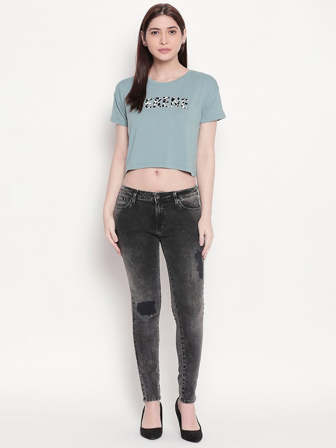 

SPYKAR Women Green Typography Printed Drop-Shoulder Sleeves T-shirt