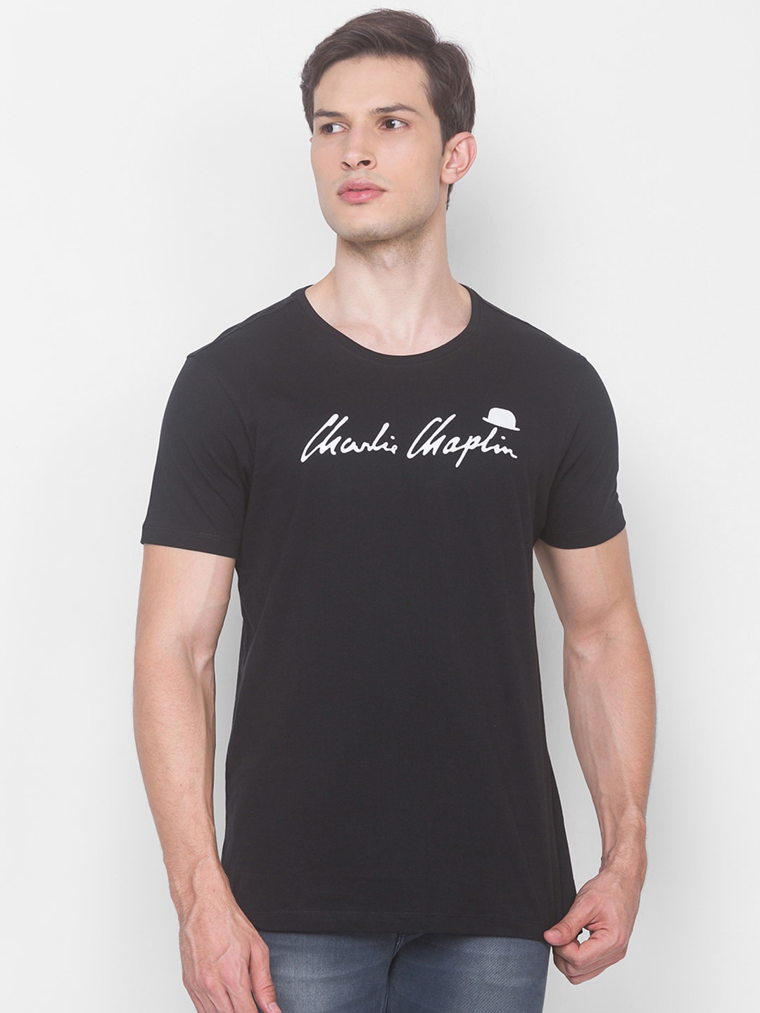 

SPYKAR Men Black Typography Printed T-shirt