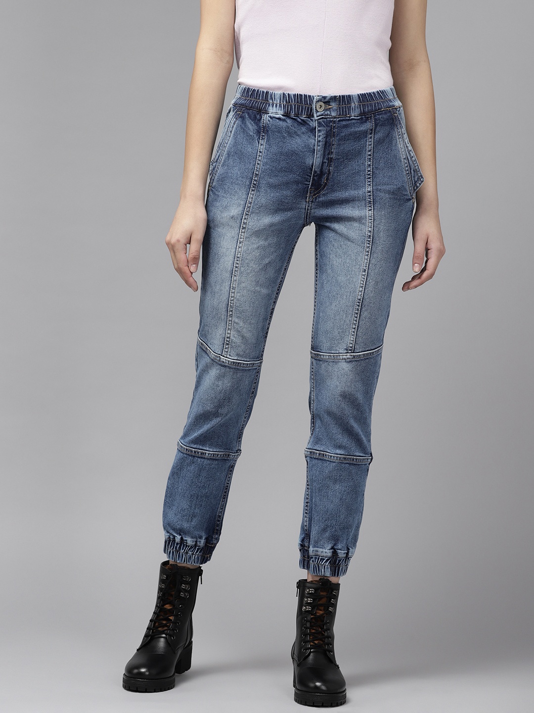 

Roadster Fast and Furious Women Light Fade Stretchable Denim Jogger, Blue