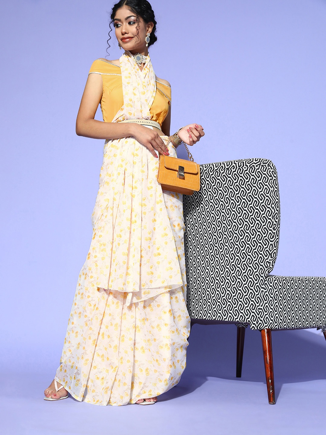 

Ahalyaa Floral Saree, Off white