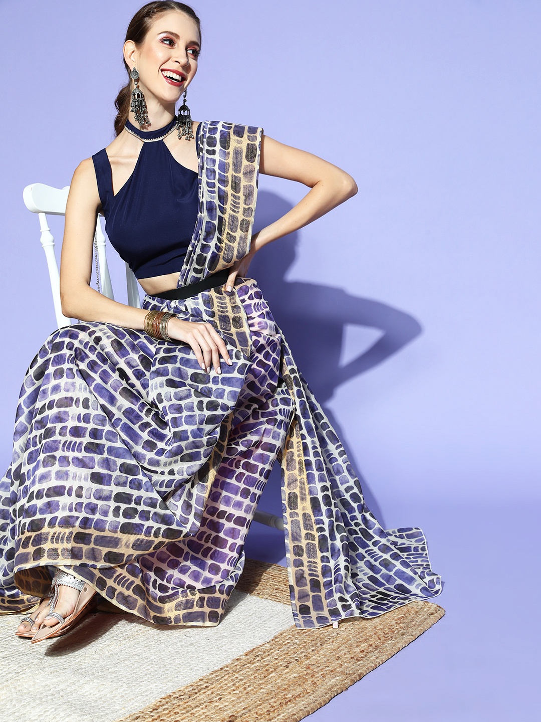 

Ahalyaa Abstract Saree With Zari Border, Navy blue