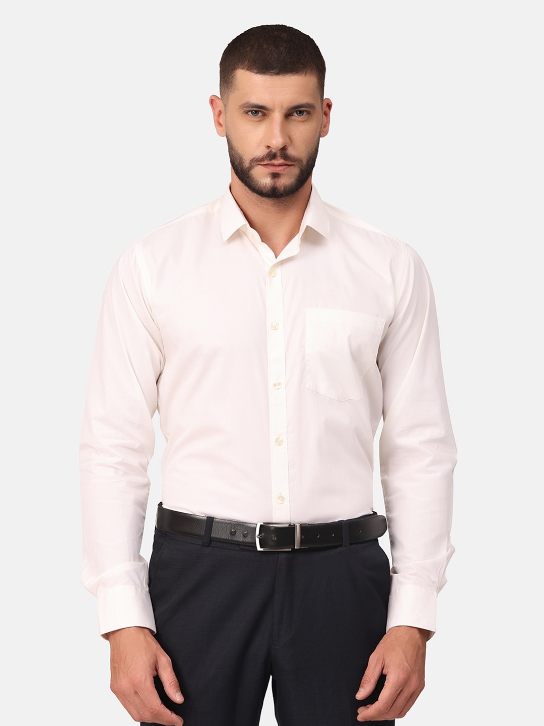 

Copperline Men Off White Solid Comfort Slim Fit Cotton Formal Shirt