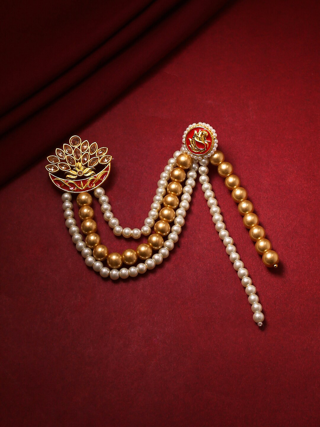 

Voylla Gold-Toned Pearl Enameled Brooch