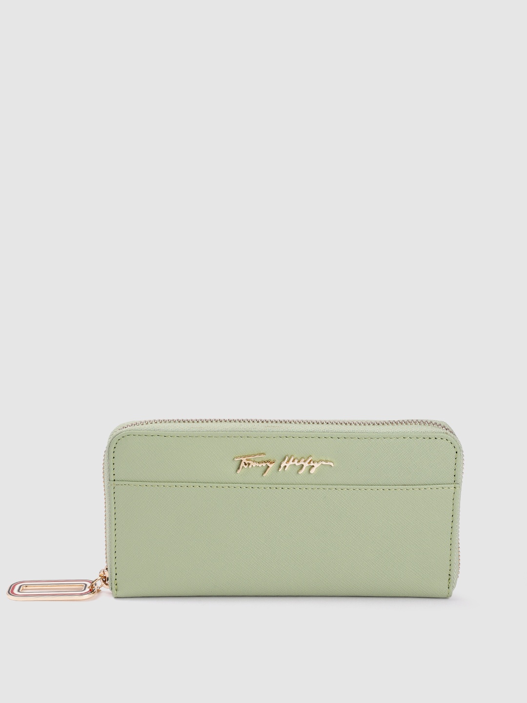 

Tommy Hilfiger Women Green Textured Leather Zip Around Wallet