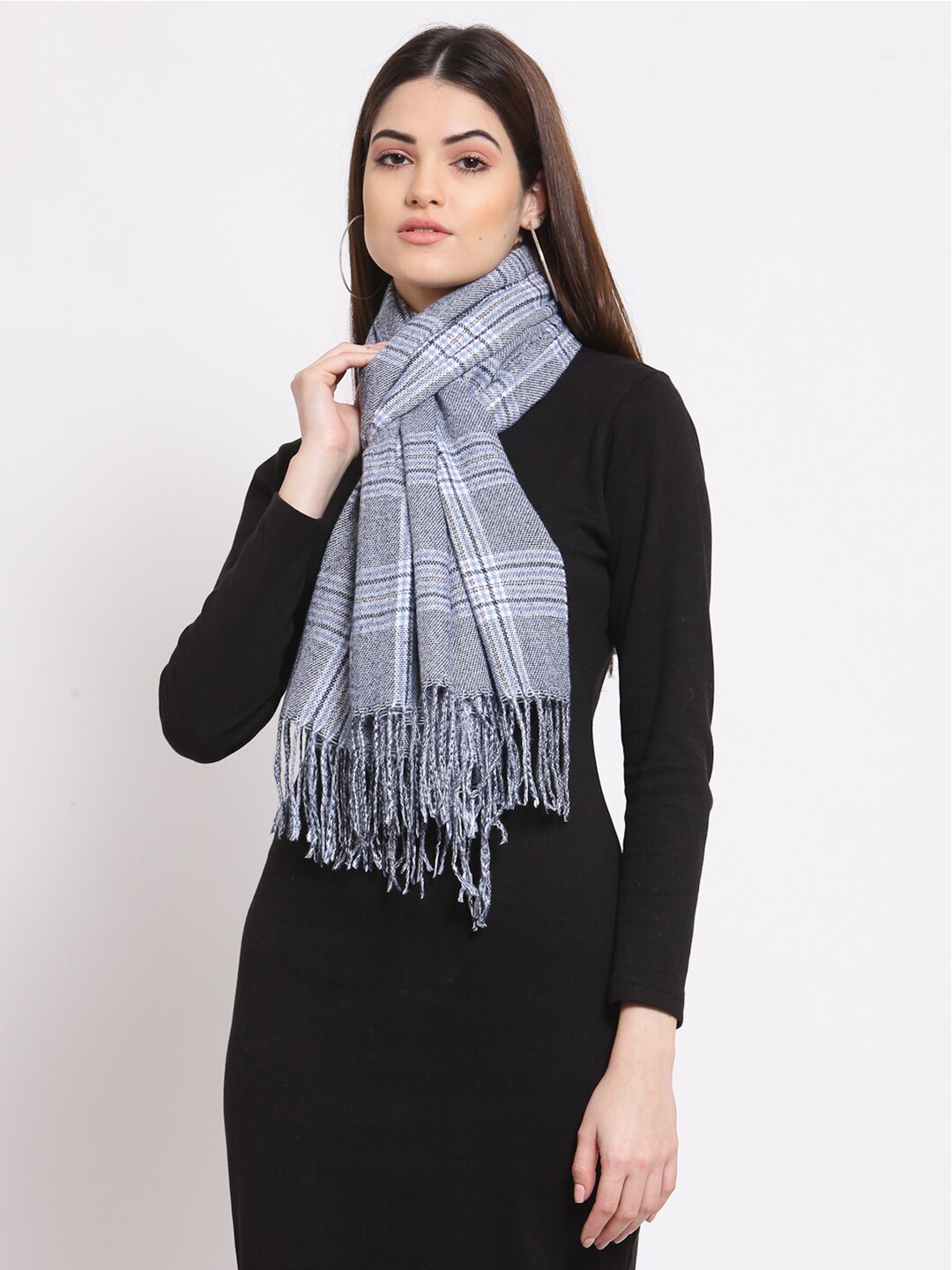 

Calvadoss Women Blue Checked Woollen Stole