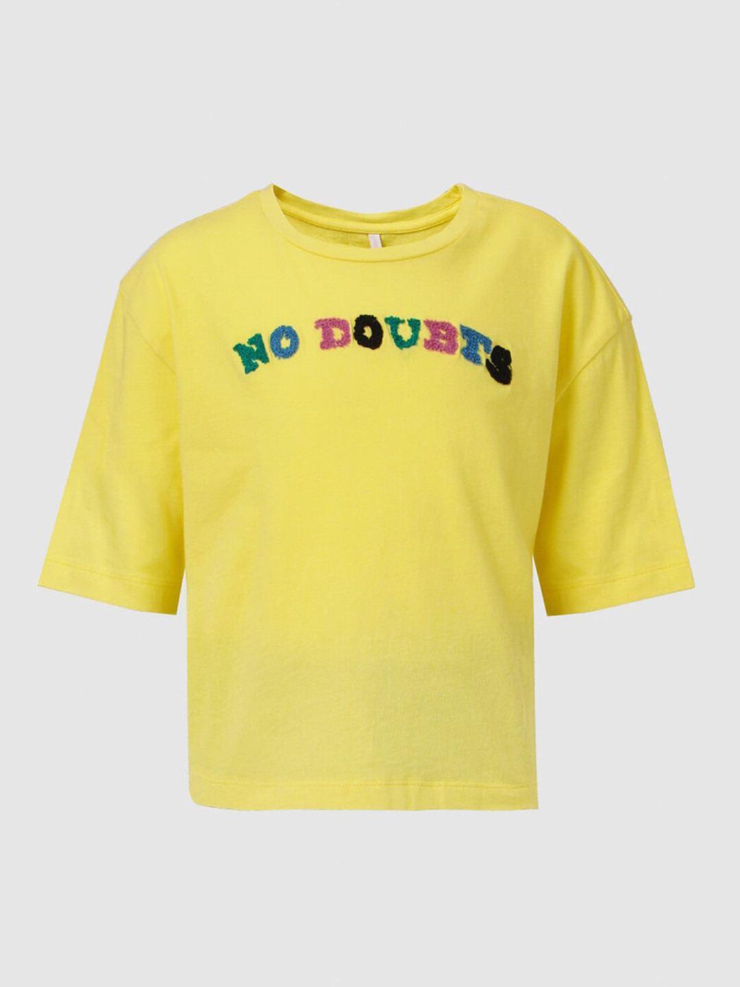 

KIDS ONLY Girls Yellow Typography Printed Applique T-shirt