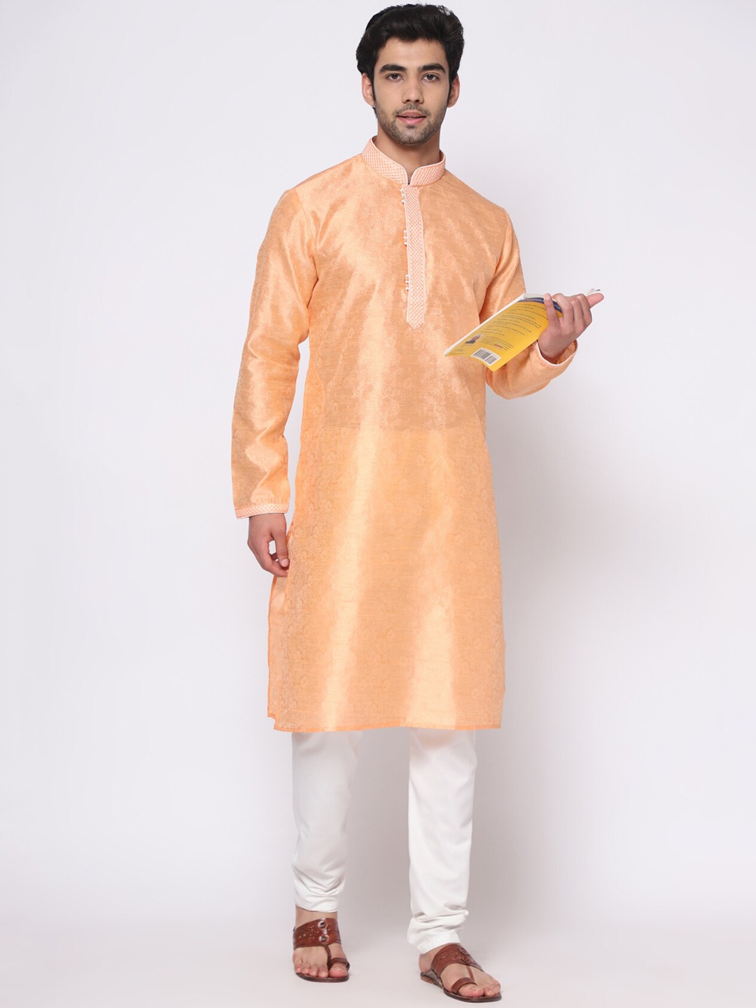 

GoStyle Men Peach-Coloured Thread Work Pure Cotton Kurta with Churidar