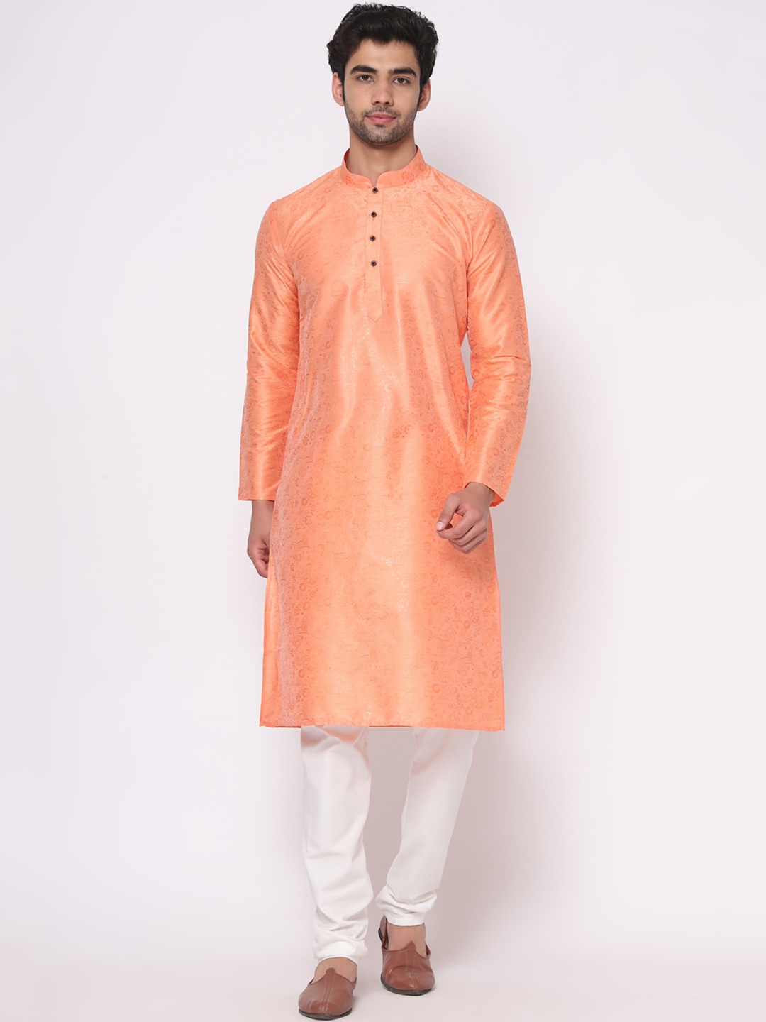 

GoStyle Men Peach-Coloured Ethnic Motifs Printed Thread Work Pure Cotton Kurta with Pyjamas