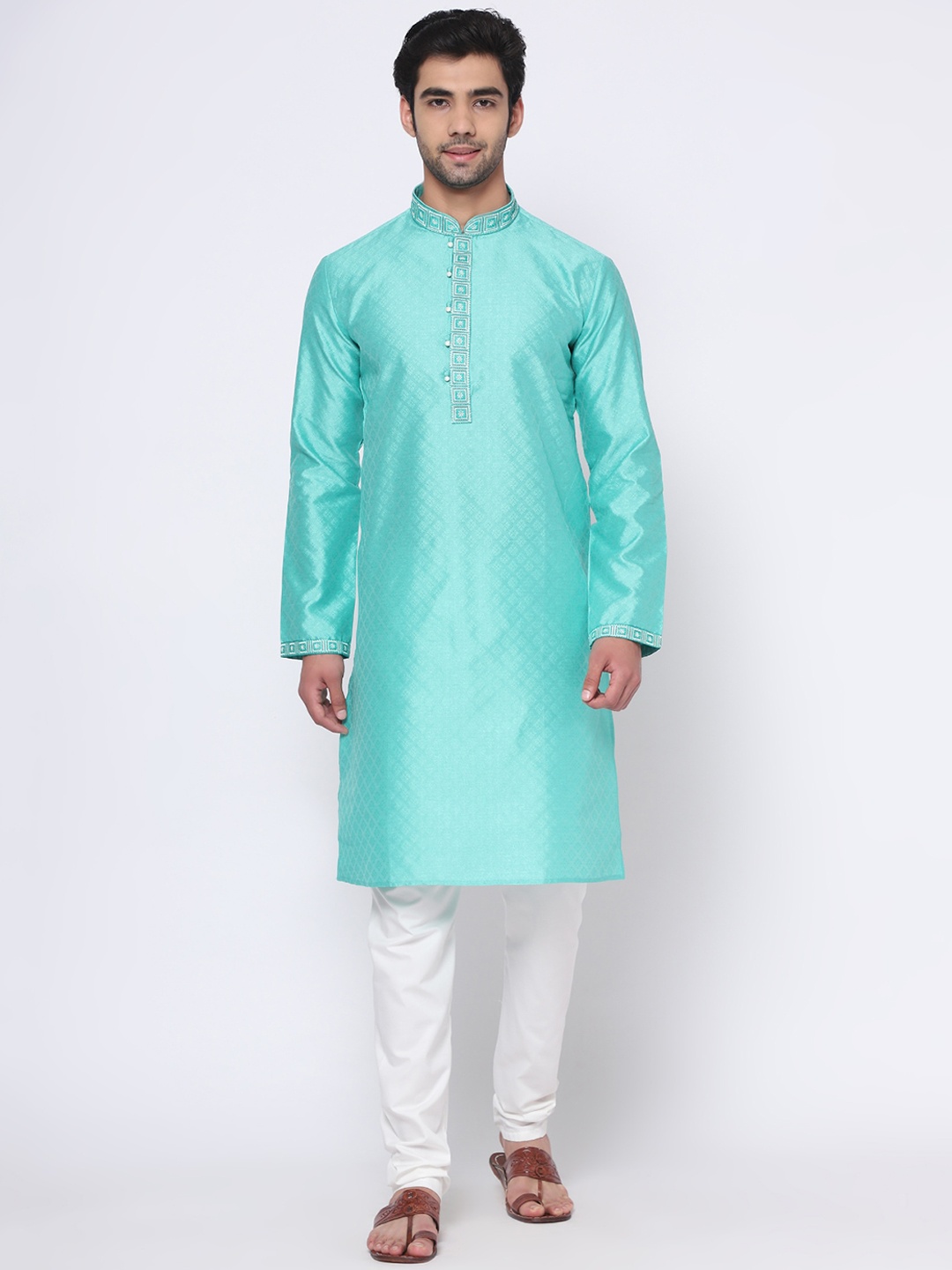 

GoStyle Men Blue Ethnic Motifs Pure Cotton Kurta with Churidar