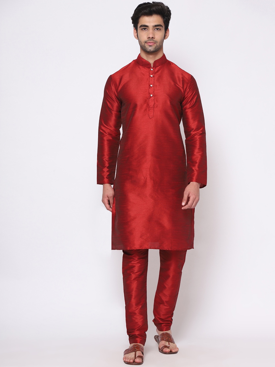 

GoStyle Men Red Thread Work Pure Cotton Kurta with Churidar