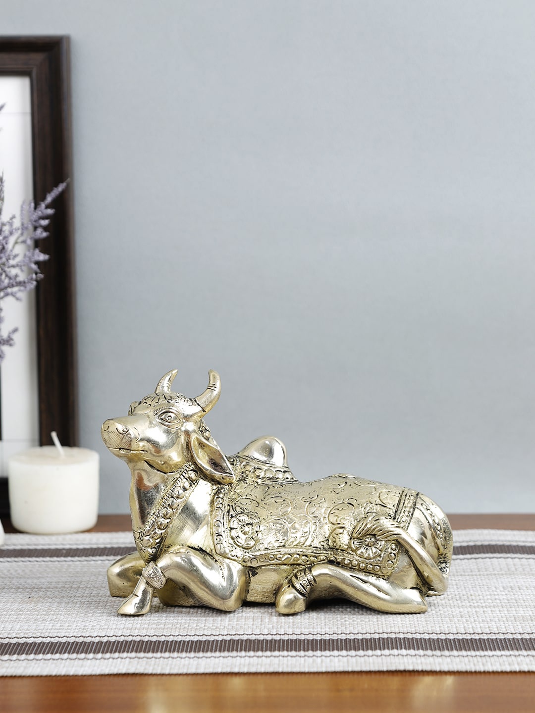 

Imli Street Gold-Toned Nandi Showpiece
