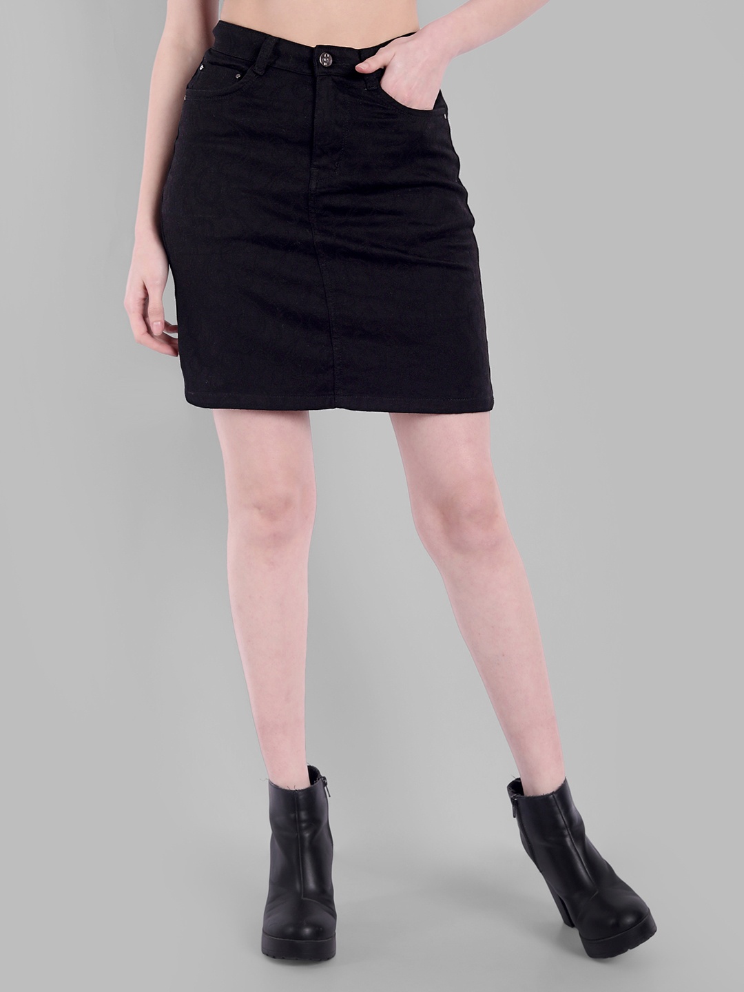 

River Of Design Jeans Women Black Solid Pencil Mini-Length Skirt