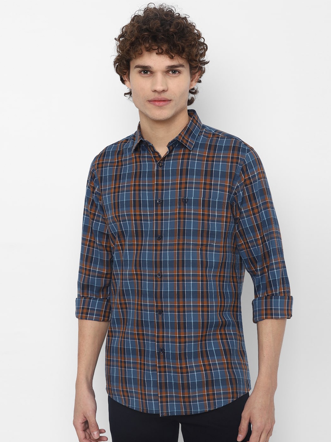 

Allen Solly Men Blue Slim Fit Checked Cotton Casual Shirt