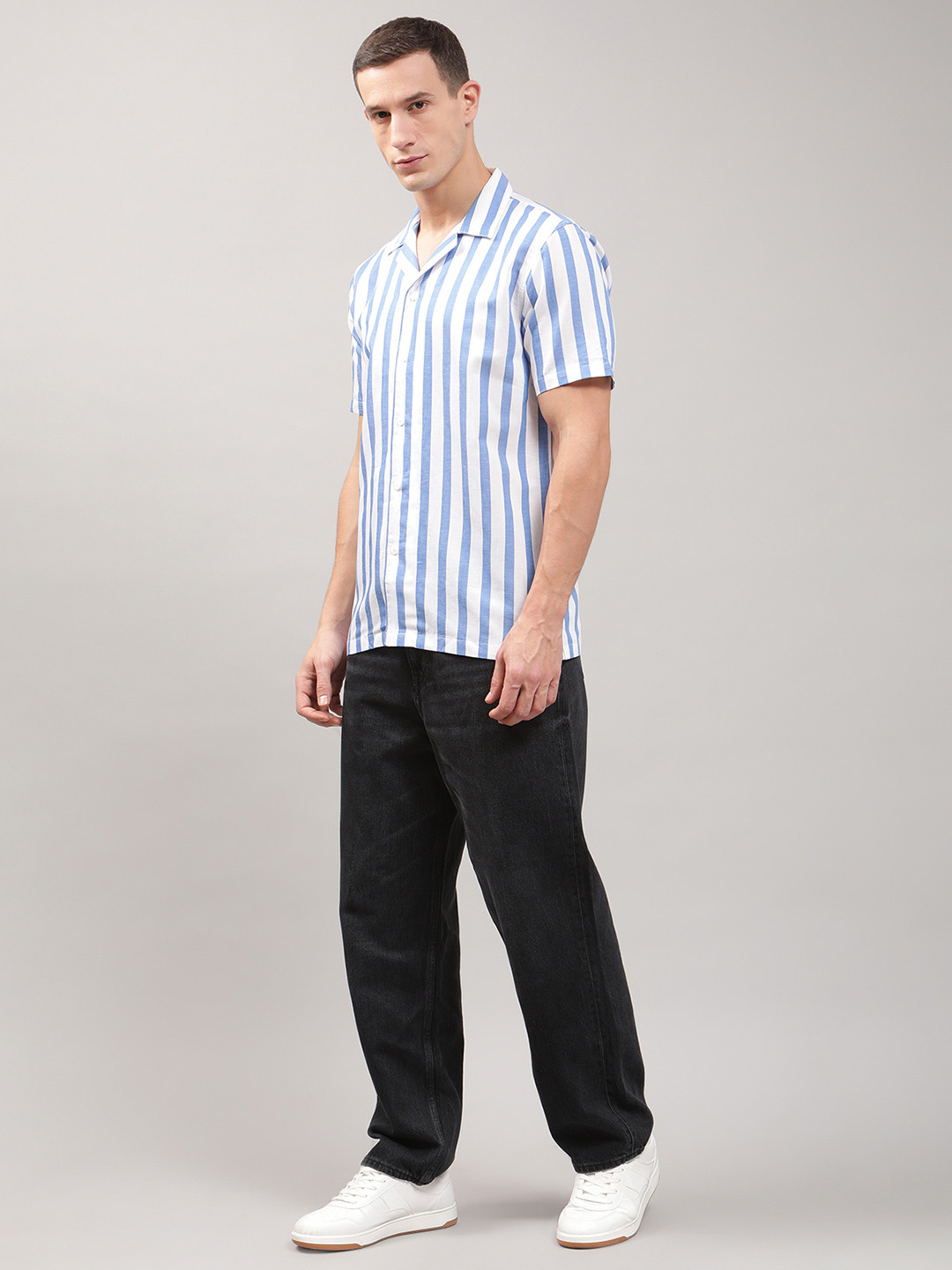 

LINDBERGH Men Blue & White Striped Casual Shirt