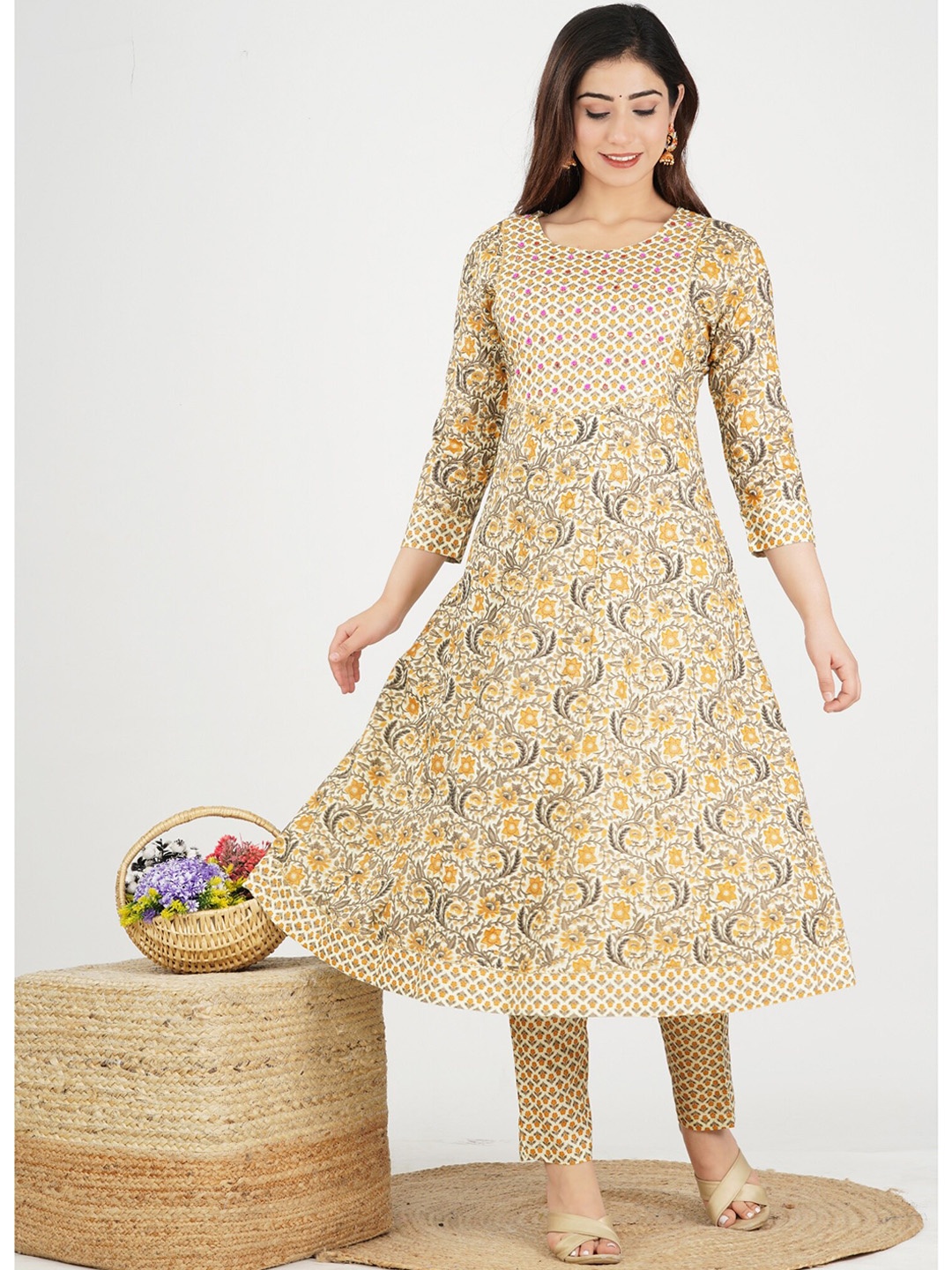 

KALINI Women Cream-Coloured Floral Printed Kurta with Trousers
