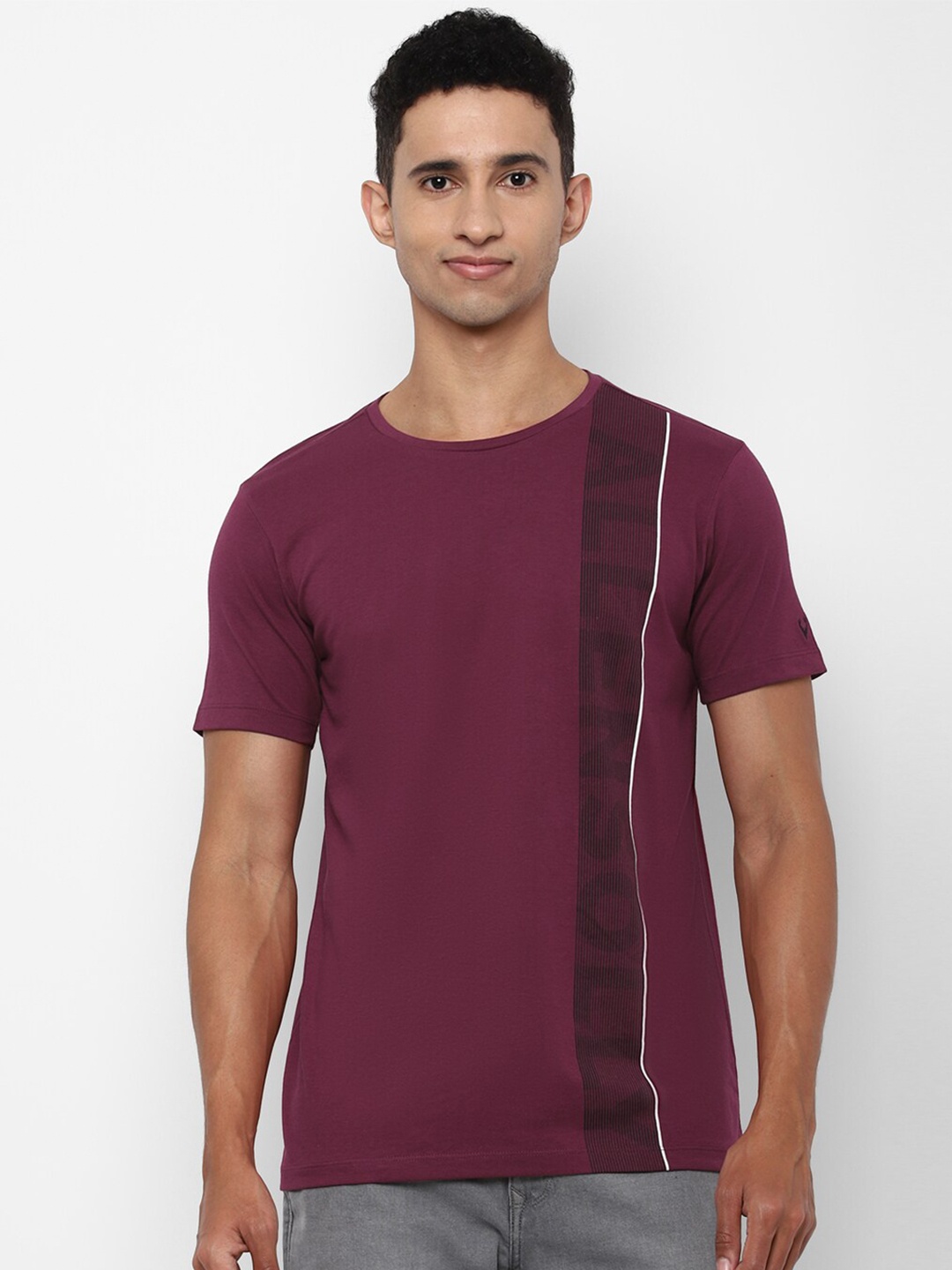 

Allen Solly Sport Men Purple Brand Logo Printed T-shirt