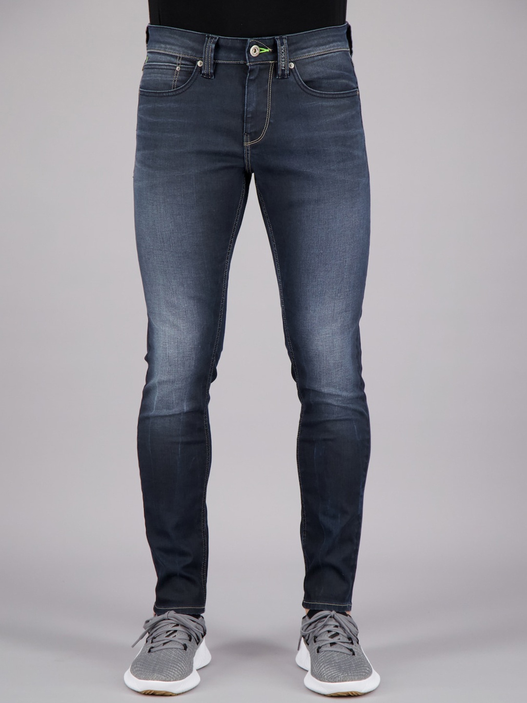 

FREESOUL Men Blue Slim Fit Low Distress Heavy Fade Jeans