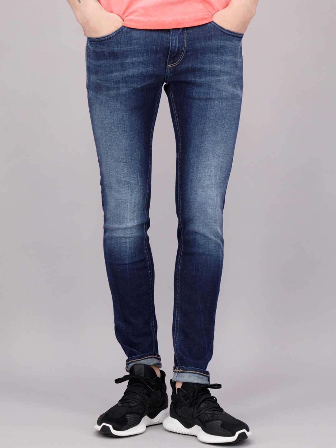 

FREESOUL Men Blue Slim Fit Low Distress Heavy Fade Cotton Jeans