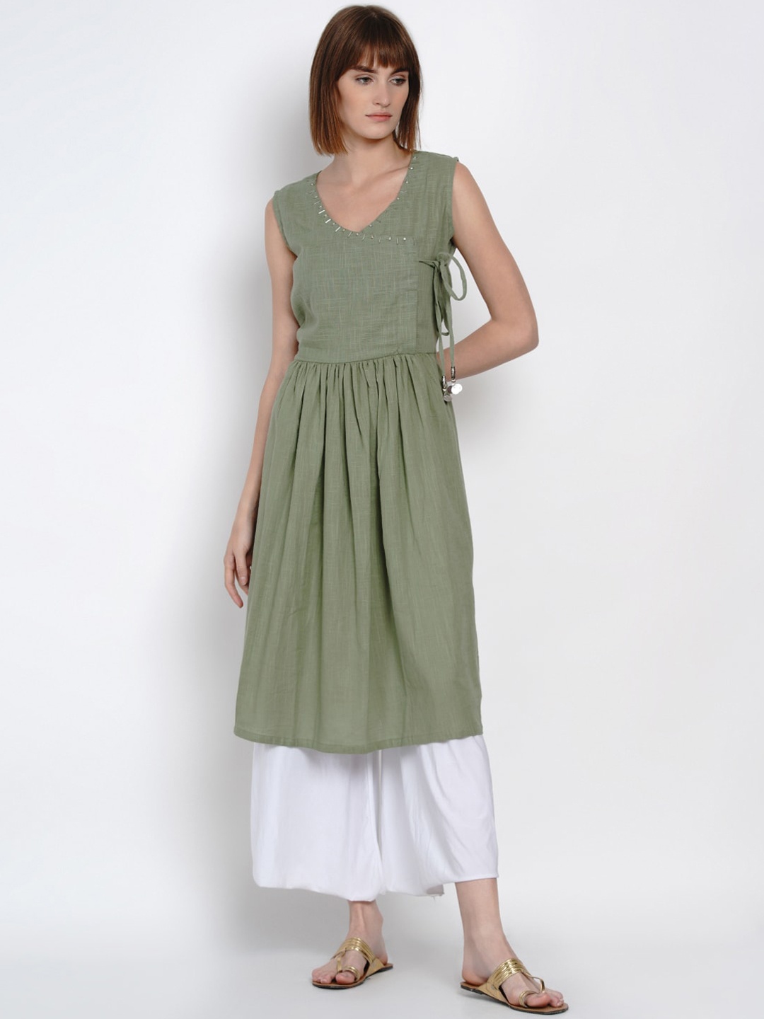 

Women Republic Women Green Sleeveless Angrakha Anarkali Kurta